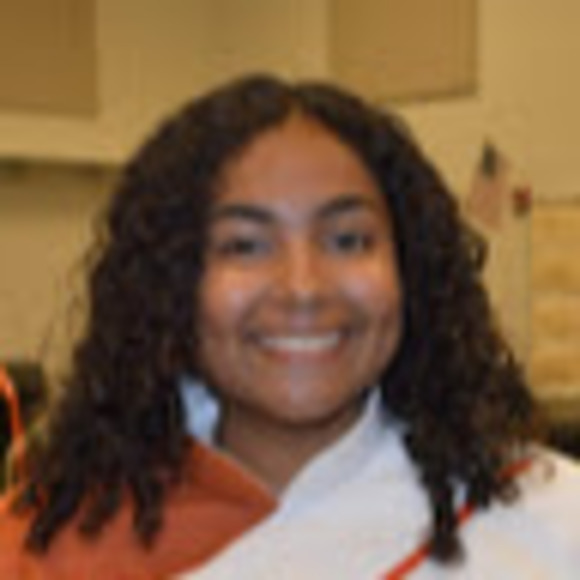 Meet your Posher, Camryn - Picture 1 of 1